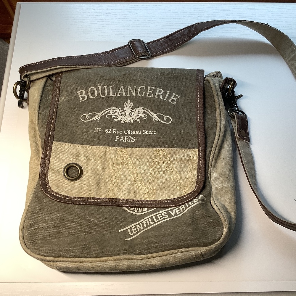 Myra Crossbody Bag - Paris Boulangerie